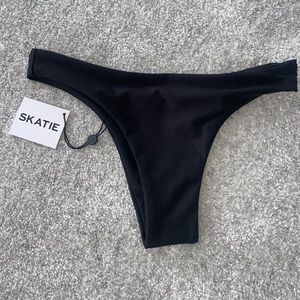 NWT Skatie Alana bottoms 🖤